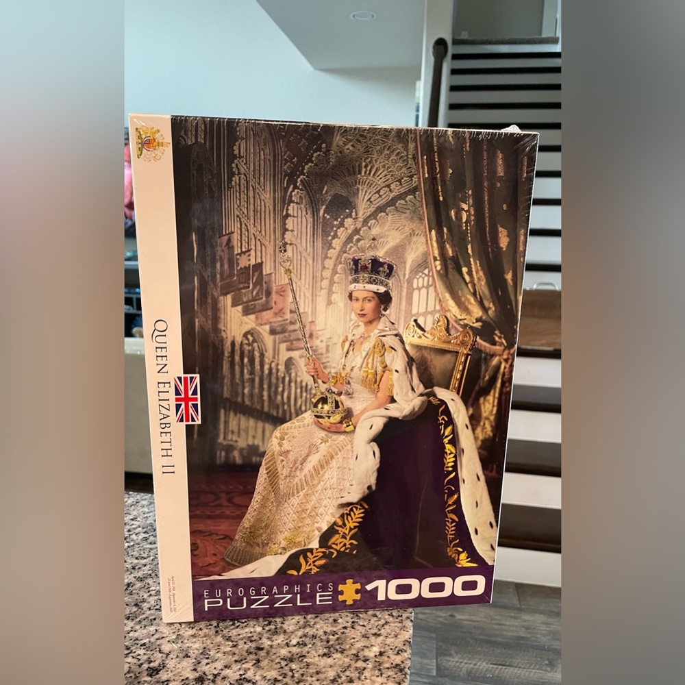 Queen Elizabeth 1,000 piece puzzle
